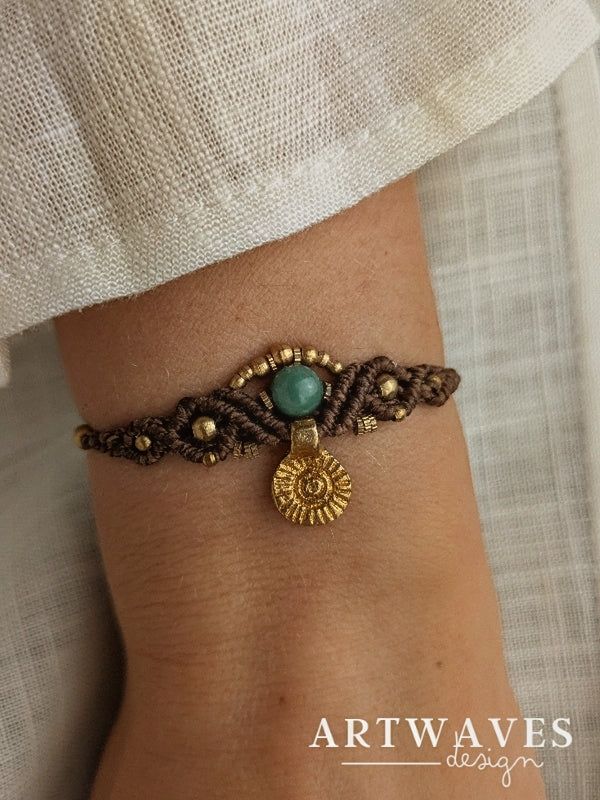 Personalisiertes Makramee Armband mit Anhänger • Star • minimalistisches Armbändchen mit Sonne und Edelstein