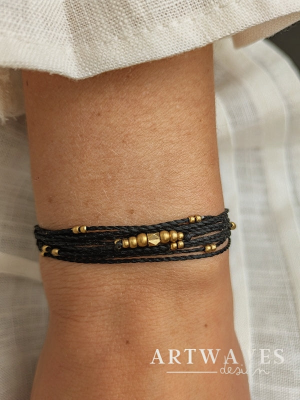 Boho Makramee Armband personalisiert • Nelson • minimalistisches Armbändchen in gold und silber