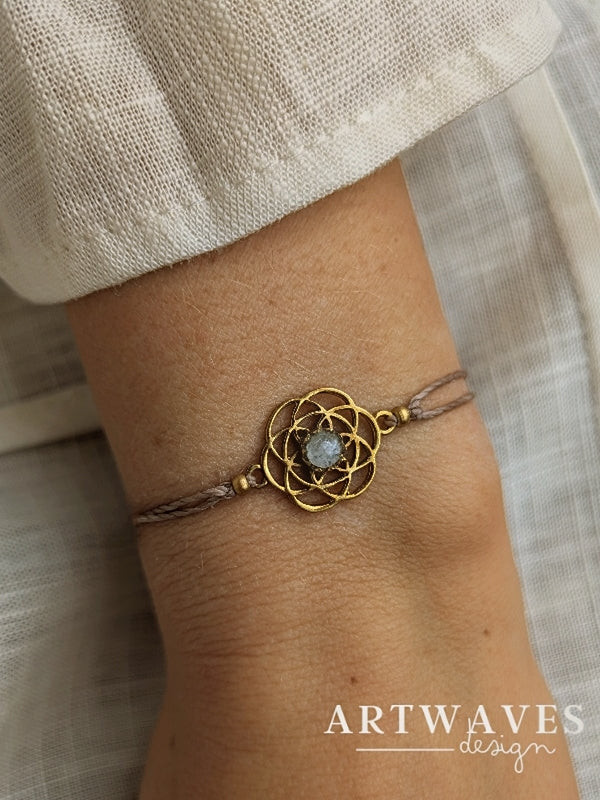 Personalisiertes Makramee Mandala Armband • Seoul • minimalistisches boho Armbändchen mit Edelsteinperle