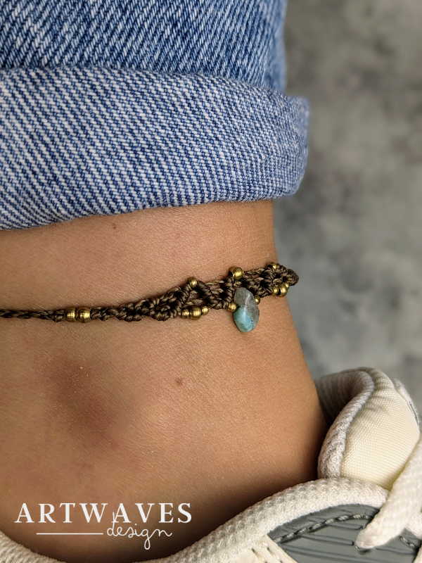 Makramee boho Fusskettchen personalisiert • Mendoza • Hippie festival Fusschmuck mit Edelstein und Geburtsstein