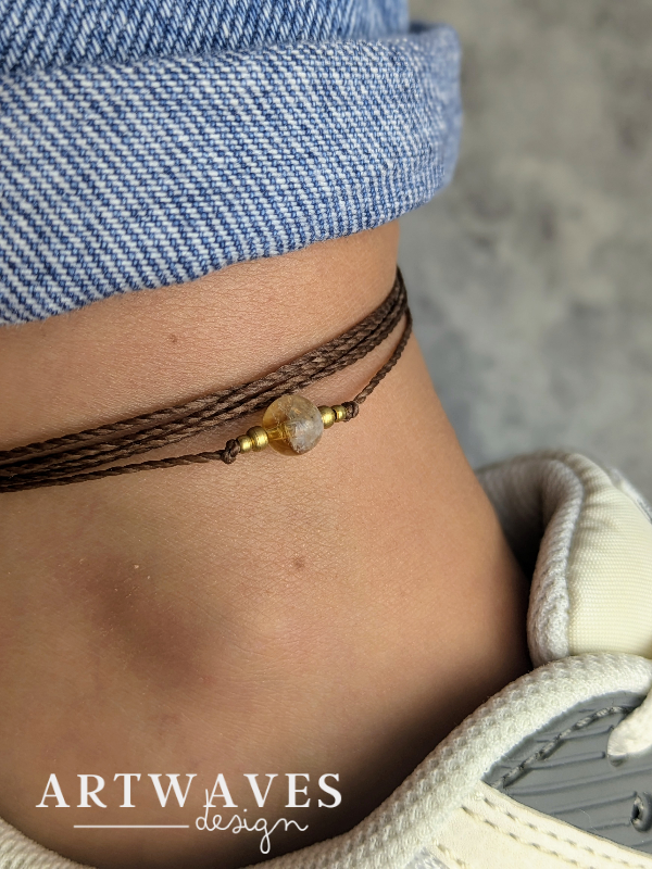 minimalistisches boho Fusskettchen mit Geburtsstein • Rosario • personalisierter Fusschmuck Freundschaftsband