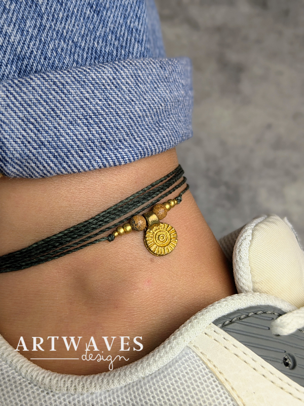 Makramee boho Fusskettchen personalisiert • Colombo • Hippie festival Fusschmuck mit Anhänger und Geburtsstein