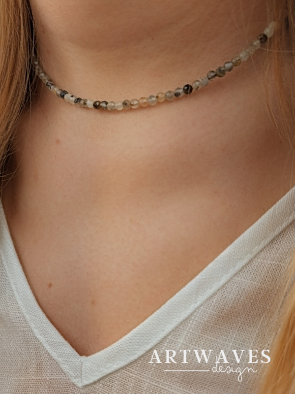 Naturstein Edelstein Boho Halskette minimalistisch • Aphrodite • natürliche Kette Collar mit Mondsteinen