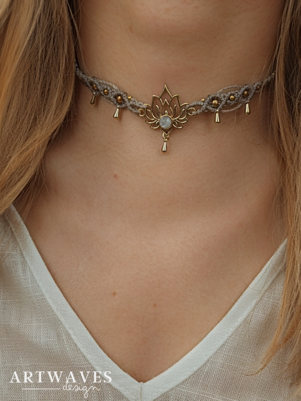 Makramee Choker personalisiert im boho Style • Flower • Halskette mit Edelsteinperle und Lotusblüte