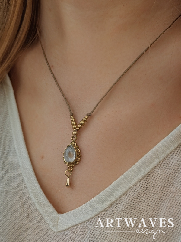 Personalisierte Edelstein Halskette für Damen • Drop • minimalistische Kette mit Tropfen