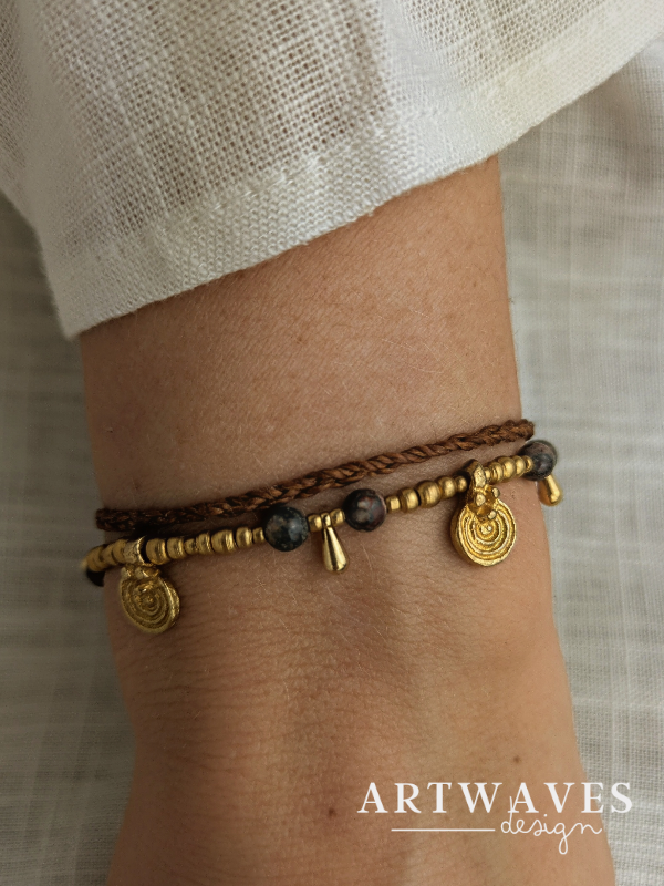 Makramee gypsy Bettelarmband mit Anhänger • Aukland • minimalistisches Armband im boho style mit Tropfen