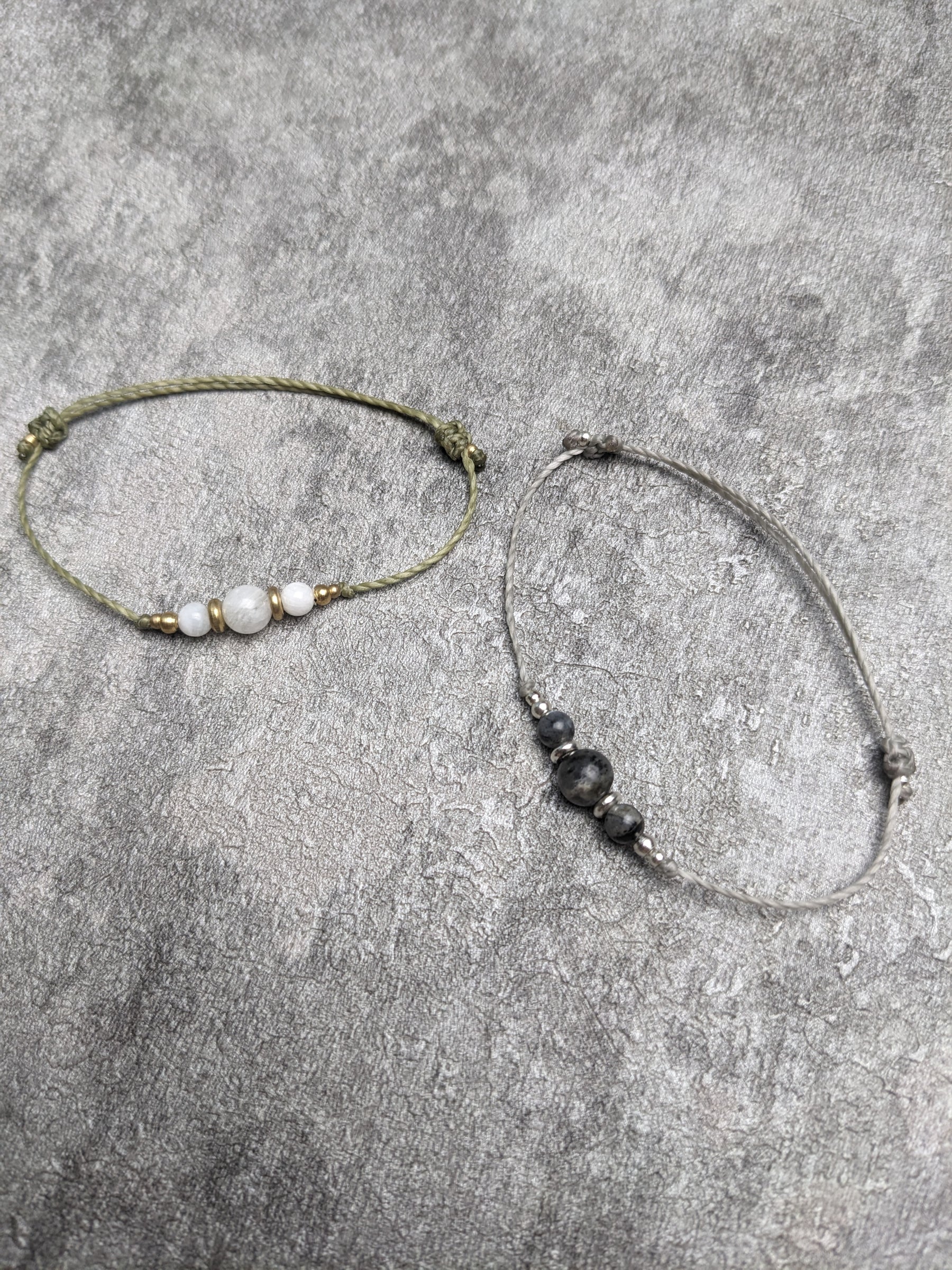 zartes edelstein fußkettchen im bohemian stil mit geburtsstein personalisierbar