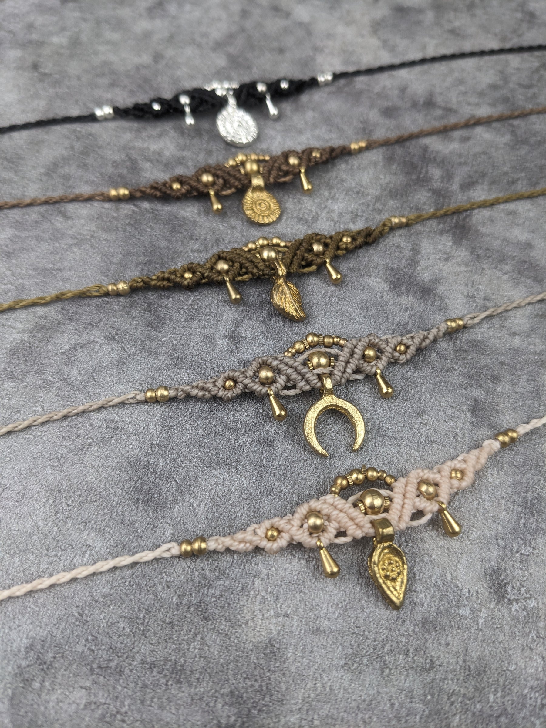 Makramee Hippie Fusskettchen personalisiert • Rise • Gypsy Festival boho Fussschmuck mit Sonnen Anhänger