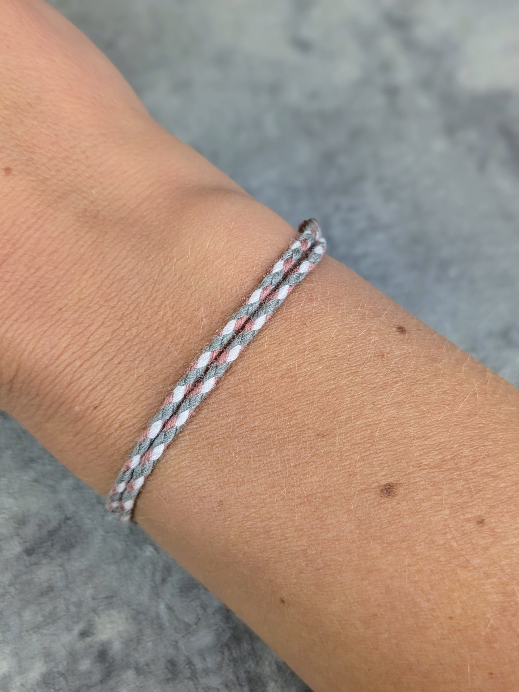 minimalistisches Fusskettchen personalisiert im boho style • Cool • surfer hippie Fussschmuck