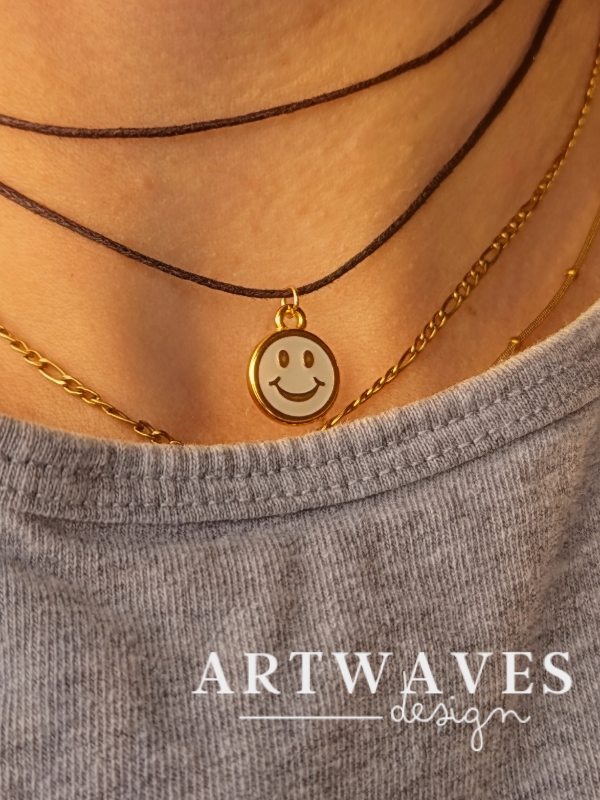 Minimalistische Baumwoll Choker Kette für Damen mit 24 Karat Smiley • Smile • vegane Halskette Halsband in verschiedenen Farben
