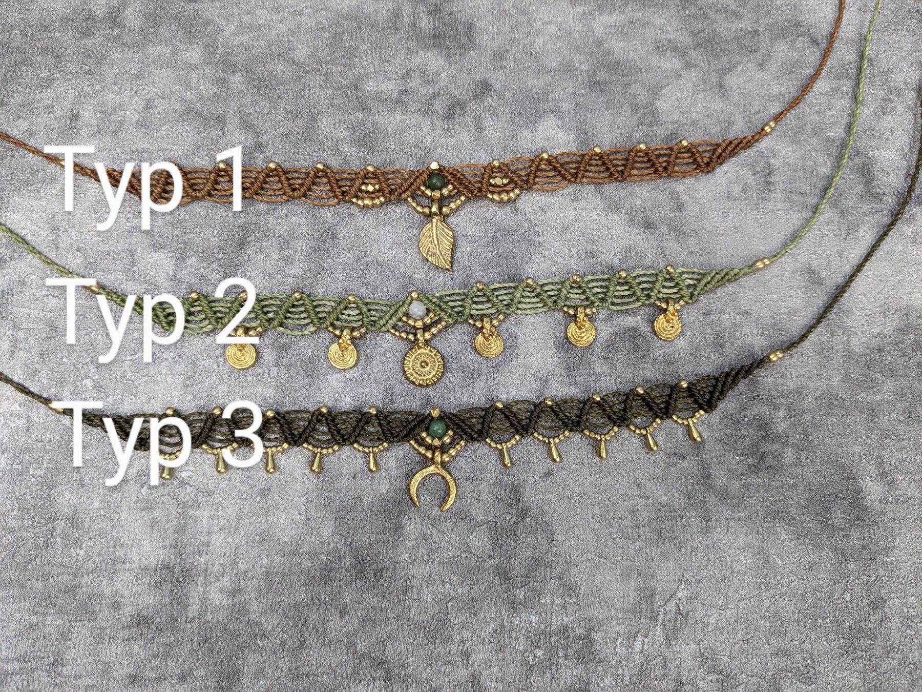 geknüpftes makramee fußband mit spiralen und edelsteinperle