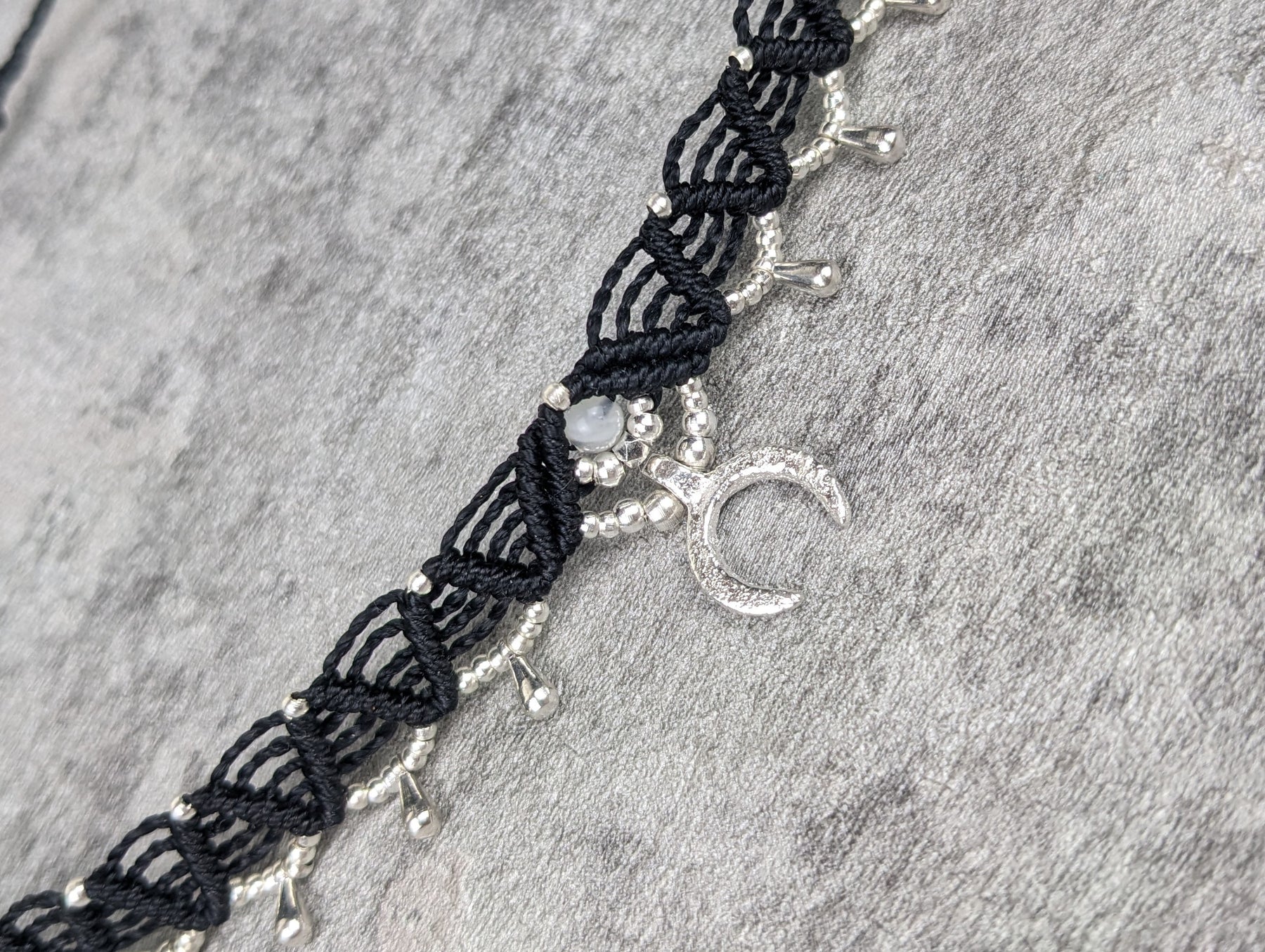 Makramee Hippie Fusskettchen personalisiert • Akaroa • Gypsy Festival boho Fussschmuck mit Spiral Anhänger