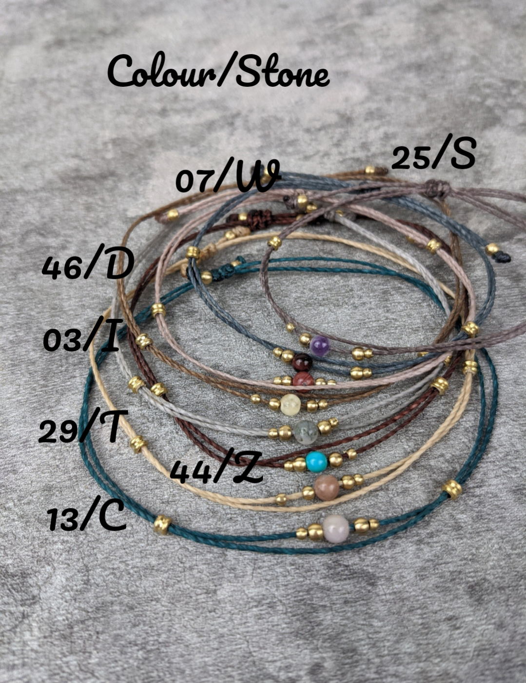 minimalistisches Fusskettchen personalisiert im boho style • Phuket • Geburtsstein Fussschmuck mit Perlen