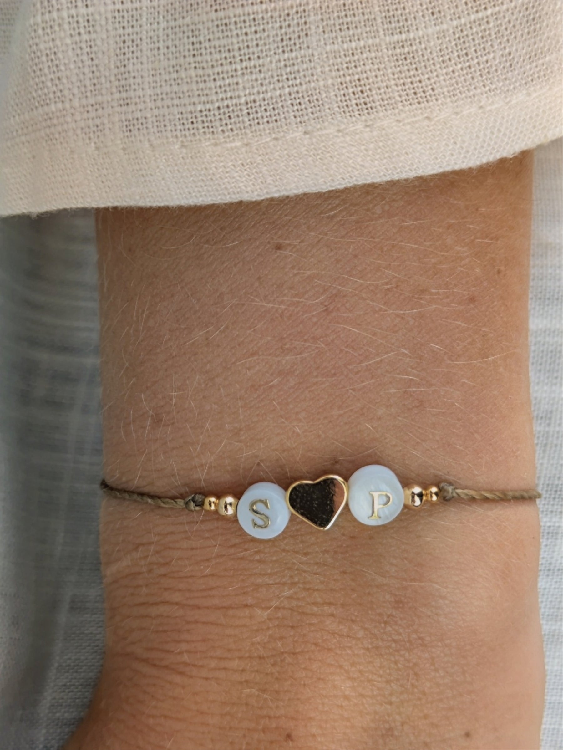 Minimalistisches personalisiertes Partnerarmband verstellbar • Letter • filigranes Armband im surfer Style