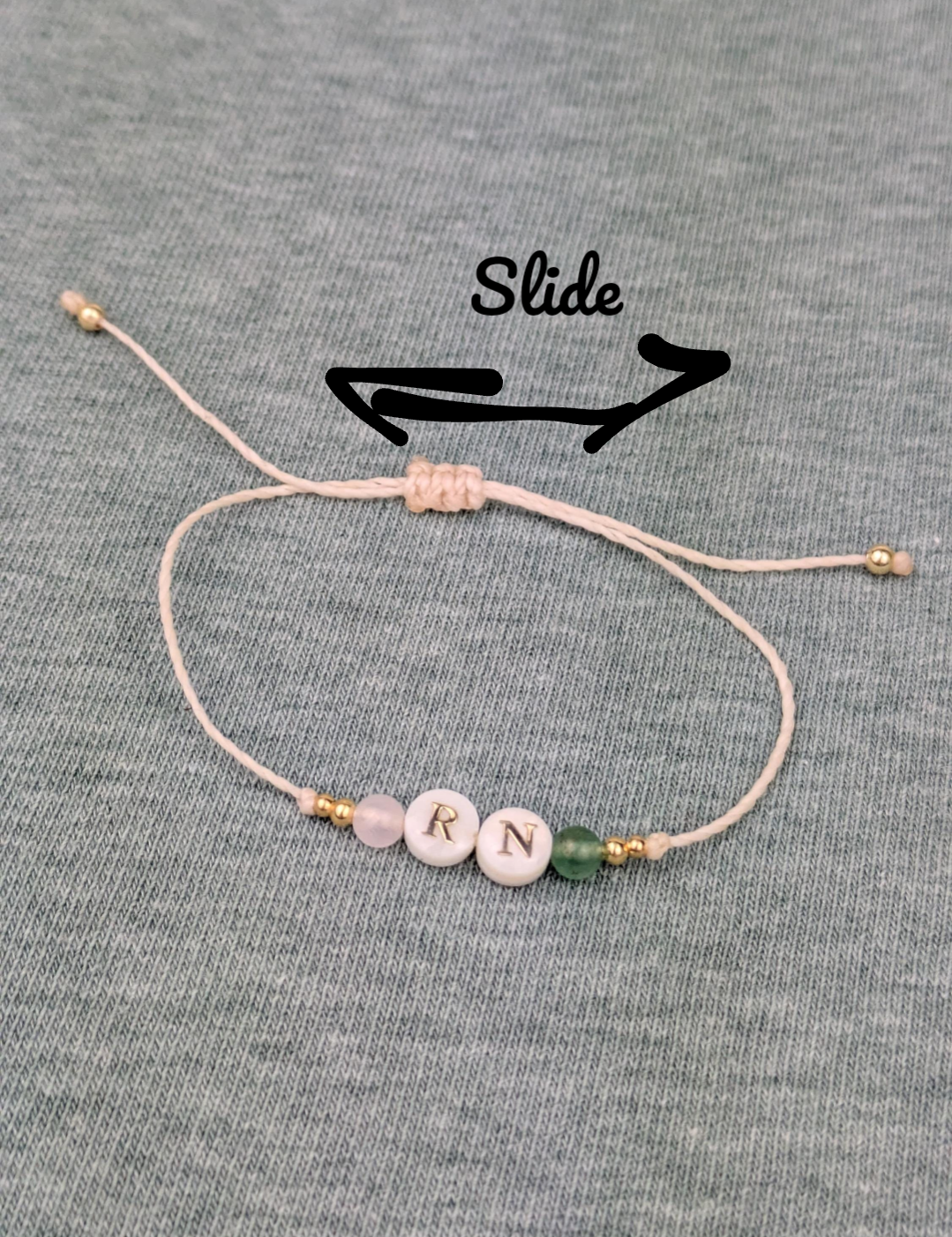 Minimalistisches personalisiertes Partnerarmband verstellbar • Letter • filigranes Armband im surfer Style